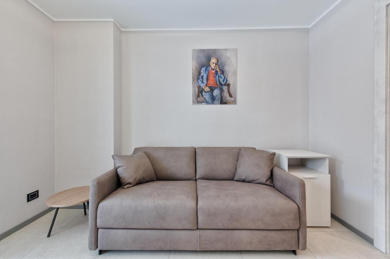 La Casa Di Malu Apart : Design Flats Apartment
